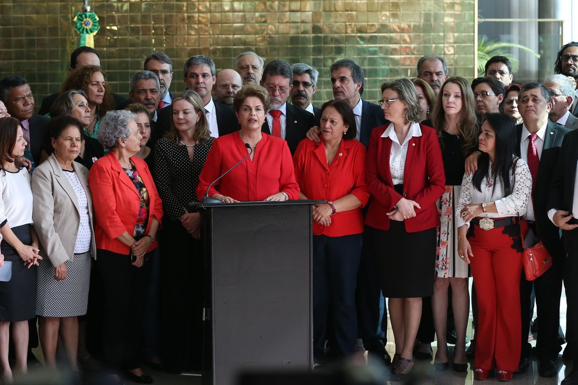 José Cruz/Agência Brasil Brasília - Em pronunciamento no Palácio da Alvorada, Dilma Rousseff diz que, com a aprovação do impeachment, sofreu o segundo golpe de Estado em sua vida (José Cruz/Agência Brasil)