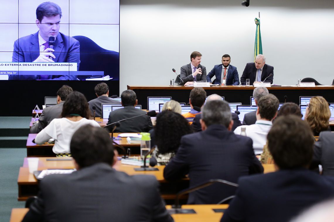 A Comissão Externa da Câmara que acompanha as investigações sobre o rompimento da barragem em Brumadinho (MG) realiza audiência pública, para ouvir o ministro do Desenvolvimento Regional, Gustavo Canuto