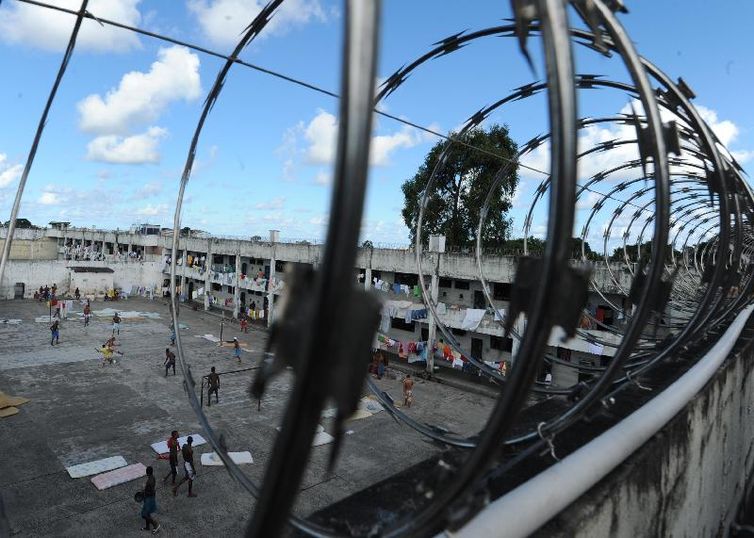 sistema carcerario - Brasil bate recorde de mortes violentas em 2017