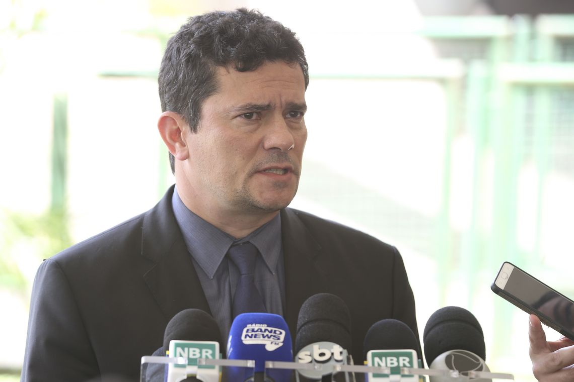 Valter Campanato/Agência Brasil O coordenador do Grupo Técnico de Justiça, Segurança e Combate à Corrupção do Gabinete de Transição Governamental, Sergio Moro, fala à imprensa, no CCBB.