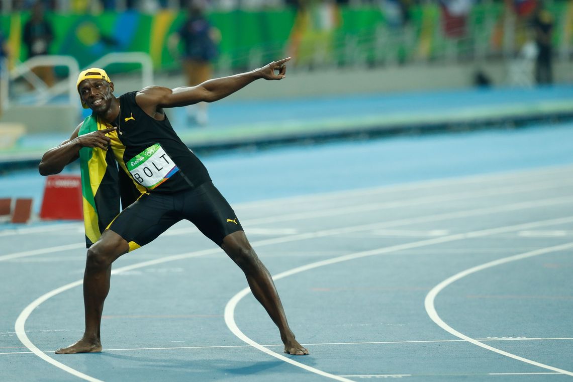 Fernando Frazão/Agência Brasil Rio de Janeiro - O jamaicano Usain Bolt garantiu o ouro e fez história ao conquistar pela terceira vez o título de homem mais rápido do mundo nos 100 metros rasos em uma Olimpíada (Fernando Frazão/Agência Brasil)
