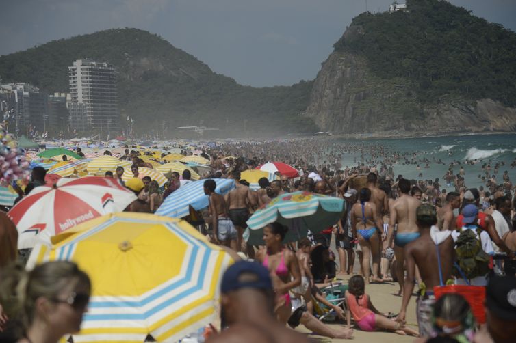 Rio Bate Novo Recorde De Calor E Sensação Térmica Ultrapassa 48ºc Agência Brasil 