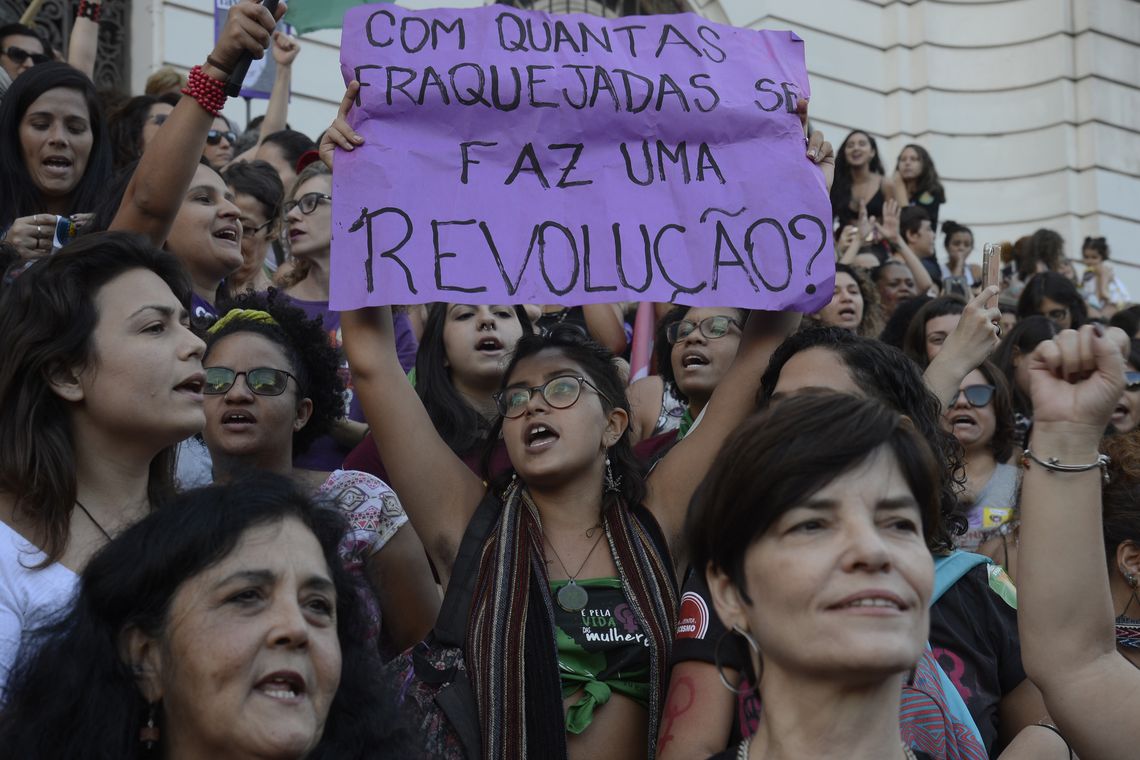 Tânia Rêgo/Agência Brasil Ato Contra o Retrocesso em Defesa da Democracia, na Cinelândia, região central do Rio de Janeiro.