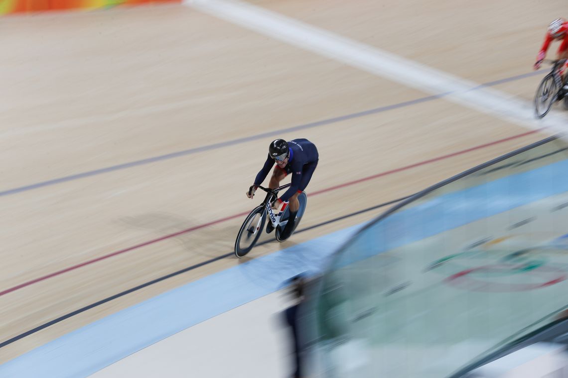 Fernando Frazão/Agência Brasil Rio de Janeiro - O britânico Callum Skinner e o chinês Chao Xu nas quartas-de-final sprint de ciclismo no Velódromo dos Jogos Rio 2016, no Parque Olímpico. (Fernando Frazão/Agência Brasil)