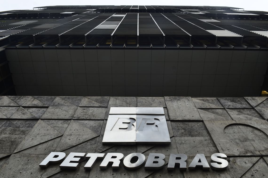 Fernando Frazão/Agência Brasil Edifício-sede da Petrobras na Avenida Chile, centro do Rio