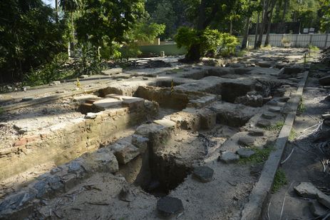 Escavações durante reforma do Zoológico do Rio (ZooRio) encontram tesouros arqueológicos na Quinta da Boa Vista. 