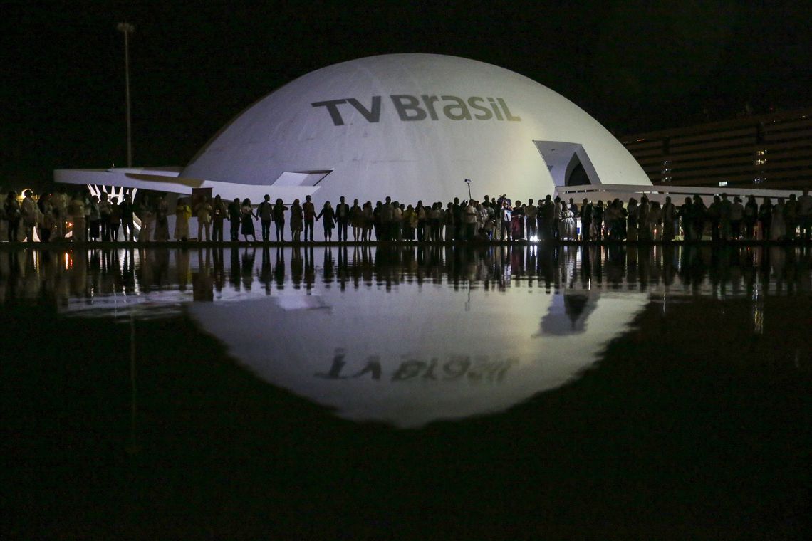 Fabio Rodrigues Pozzebom/Agência Brasil Brasília - Culto ecumênico de encerramento do Águas pela Paz - II Seminário Internacional Água e Transdisciplinaridade no espelho d´água do Museu da República (Fabio Rodrigues Pozzebom/Agência Brasil)