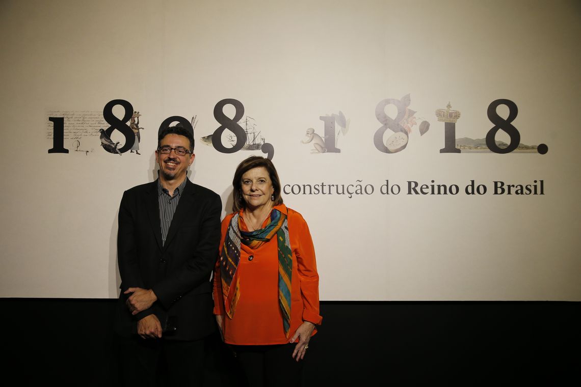 Fernando Frazão/Agência Brasil O ministro da Cultura, Sérgio Sá Leitão, e a presidente da Fundação Biblioteca Nacional (FBN), Helena Severo, participam da abertura da exposição 1808 a 1818, A construção do reino do Brasil.