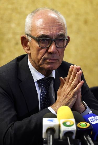 O presidente da Vale, Fabio Schvartsman, apÃ³s reuniÃ£o com os ministros de Minas e Energia, Bento Albuquerque, e do Meio Ambiente, Ricardos Salles, fala Ã  imprensa sobre acabar com dez barragens, como a que se rompeu em Brumadinho.