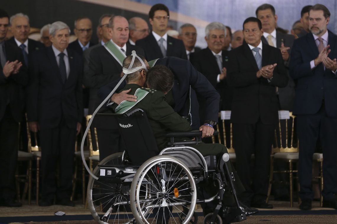 Valter Campanato/Agência Brasil O Presidente Jair Bolsonaro participa da solenidade de passagem de Comando do Exército do general Eduardo Dias da Costa Villas Bôas ao general Edson Leal Pujol.