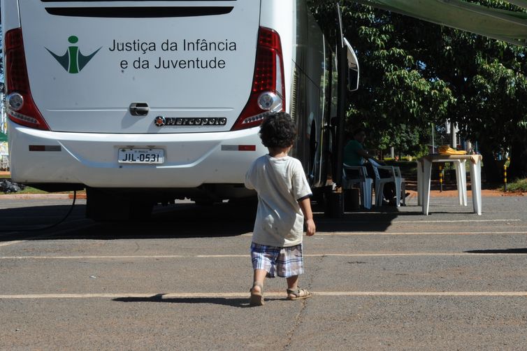Dia 25 de maio é o Dia Nacional da Adoção. E para comemorar a data, a Vara da Infância e da Juventude do DF – VIJ/DF celebra a data no Parque da Cidade (Antonio Cruz/Agência Brasil)