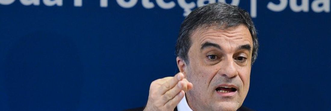 O ministro da Justiça, José Eduardo Cardozo, apresenta o novo relatório Levantamento Nacional de Informações Penitenciárias (Ant
