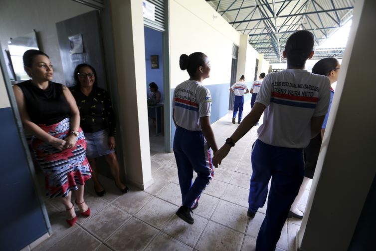 Alunos venezuelanos de escola pública em Pacaraima.