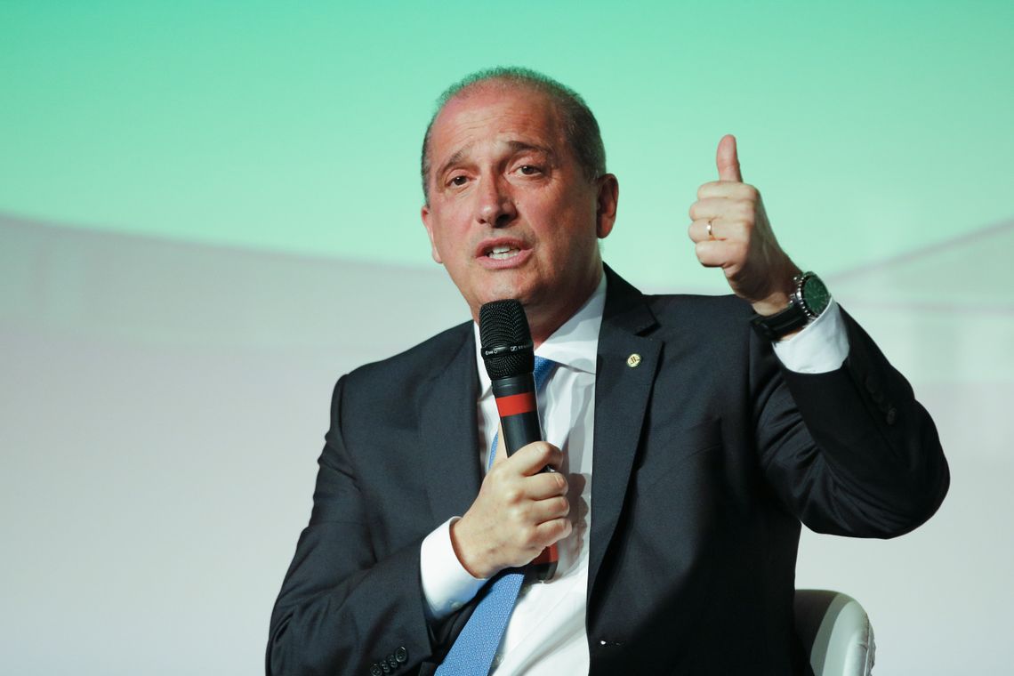 Fernando Frazão/Agência Brasil O ministro da Casa Civil, Onyx Lorenzoni, fala no 91º Encontro Nacional da Indústria da Construção (Enic), na Barra da Tijuca, zona oeste do Rio de Janeiro.