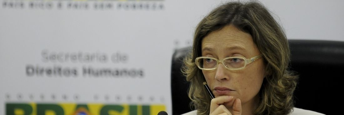 CDDPH recomenda fim dos "autos de resistência" e "resistência seguida de morte" A ministra dos Direitos Humanos, Maria do Rosário, durante abertrua de reunião da Conselho de Defesa dos Direitos da Pessoa Humana (CDDPH), da Secretaria de Direitos Humanos da Presidência da República (SDH/PR)