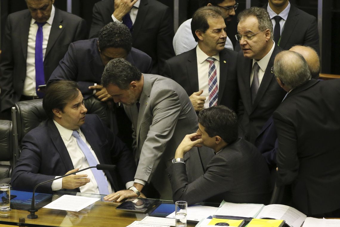 Fabio Rodrigues Pozzebom/Agência Brasil O presidente da Câmara, deputado Rodrigo Maia, durante a sessão de análise dos destaques ao texto principal da reforma da Previdência.