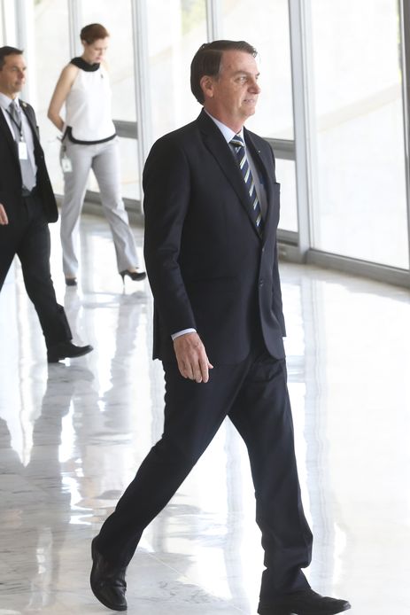 Antonio Cruz/Agência Brasil O presidente Jair Bolsonaro recebe o presidente do Paraguai, Mario Abdo Benítez, no Palácio do Planalto, em Brasília.