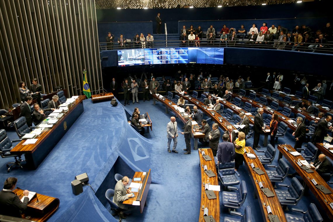 Wilson Dias/Agência Brasil Brasília - Plenário do Senado aprova projeto que regulamenta a atividade de agentes comunitários de saúde e de combate a endemias (Wilson Dias/Agência Brasil)