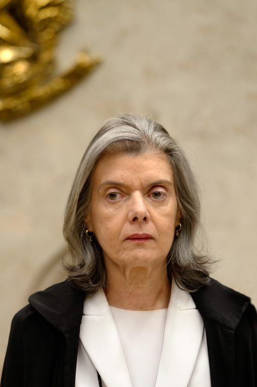 Rosinei Coutinho/SCO/STF Brasília - Ministra Cármen Lúcia preside sessão do Supremo Tribunal Federal (STF) para decidir se parlamentares podem ser afastados do mandato (Rosinei Coutinho/SCO/STF)