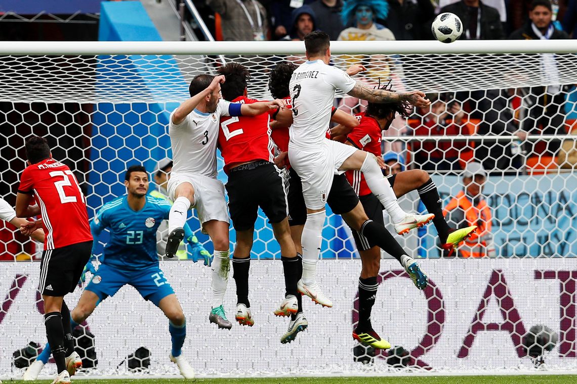 Resultado de imagem para Uruguai vence Egito com gol no fim do segundo tempo