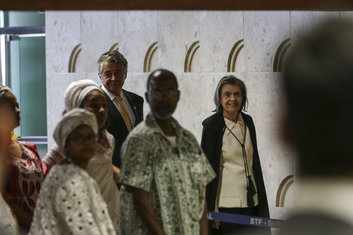Antonio Cruz/Agência Brasil O ministro do STF, Marco Aurélio Mello e a presidente do STF, Cármen Lúcia durante o julgamento em que o STF decide pela legalidade ou não da prática de sacrifícios animais em cultos religiosos.