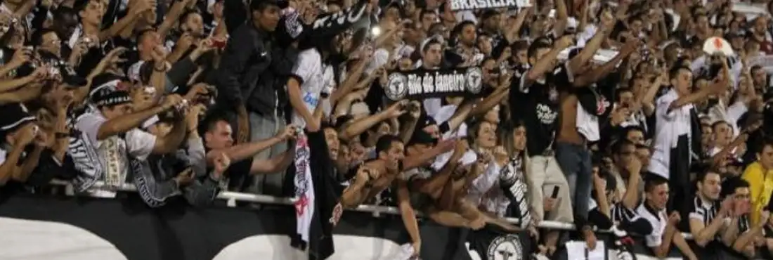Torcida do Corinthians Torcida do Corinthians comemora título da Libertadores em 2012.
