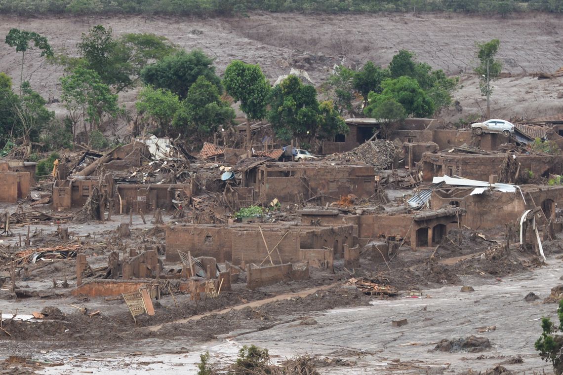 Antonio Cruz/ Agência Brasil Mariana (MG) - Distrito de Bento Rodrigues, em Mariana (MG), atingido pelo rompimento de duas barragens de rejeitos da mineradora Samarco (Antonio Cruz/Agência Brasil)