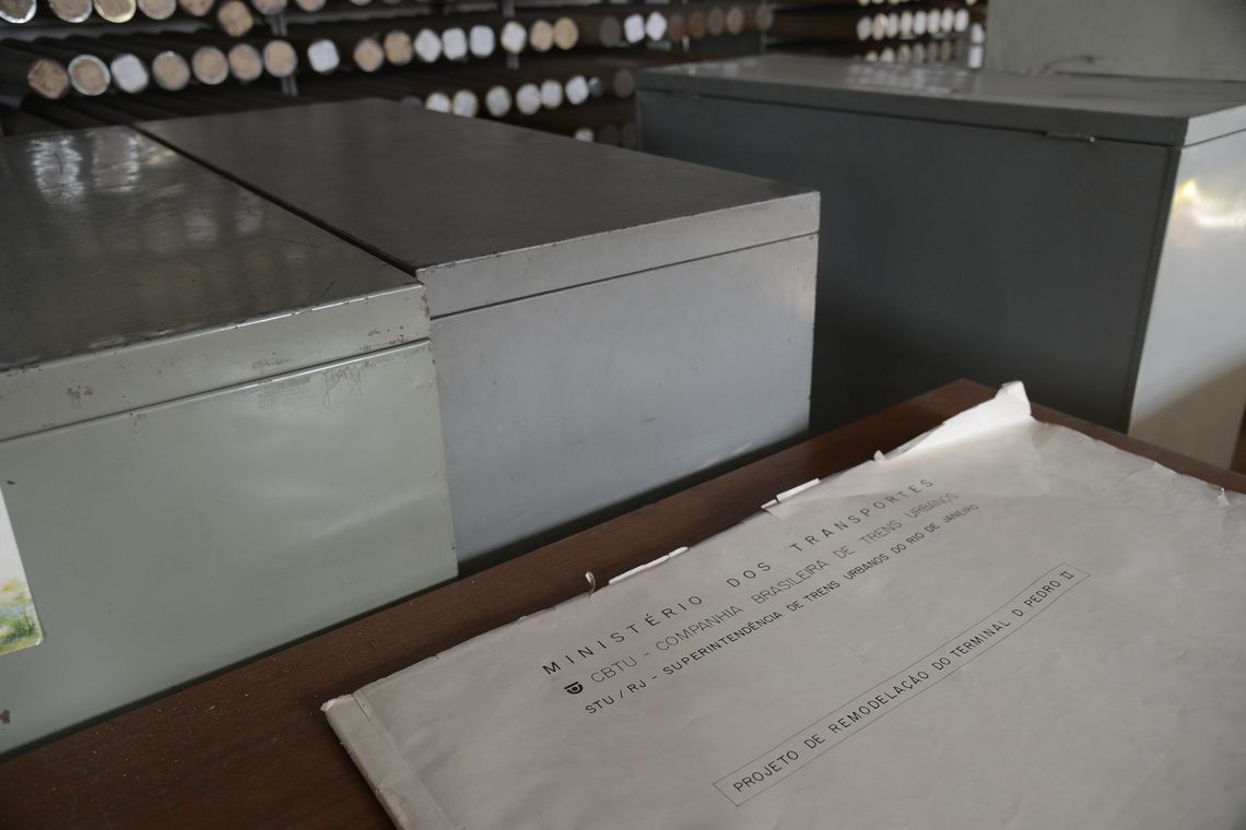 Fernando Frazão/Agência Brasil Acervo histórico da malha ferroviária do Rio de Janeiro, na estação Barão de Mauá (Leopoldina), que será preservado e digitalizado em parceria do Ministério Público do Rio de Janeiro e a Secretaria de Transportes do Estado.