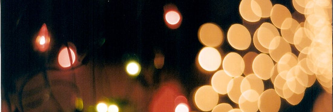 Natal A preparação para o Natal já pode ser vista nas lojas, que estão sendo decoradas