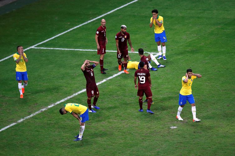 Brasil empata com Venezuela na segunda partida pela Copa América REUTERS/Luisa Gonzalez/Direitos Reservados