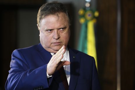 O ministro da Agricultura, Pecuária e Abastecimento, Blairo Maggi, fala sobre o projeto que flexibiliza uso de agrotóxicos no país. 