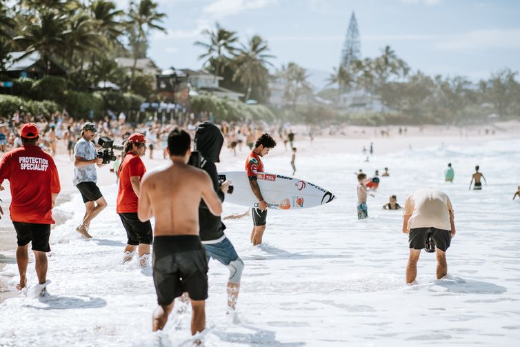 OAHU, UNITED STATES - DECEMBER 19: Two-time WSL Champion Gabriel Medina of Brazil advances to the semi finals of the 2019 Billabong Pipe Masters after winning Quarter Final Heat 3 at Pipeline on December 19, 2019 in Oahu, United States. (Photo