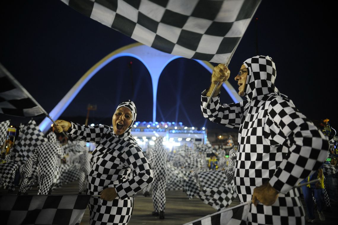 Tania Rego Rio de Janeiro - Escolas de samba do Grupo Especial se apresentam no Sambódromo da Marquês de Sapucaí, no segundo dia de desfiles (Fernando Frazão/Agência Brasil)