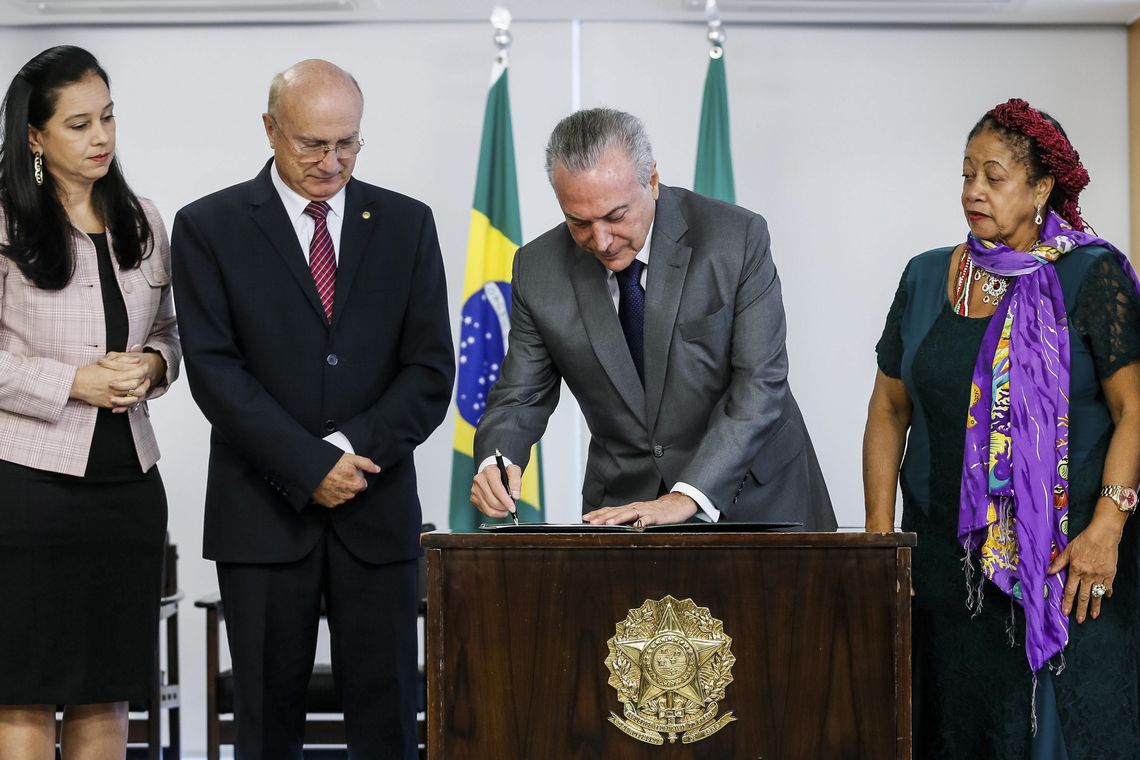 Beto Barata Brasília - Cerimônia de Assinatura de leis que beneficiam as mulheres. (Beto Barata/PR)