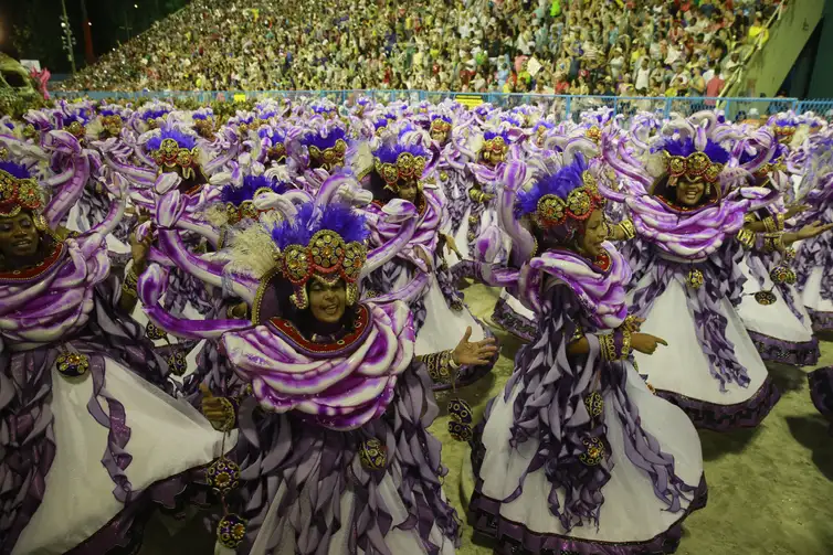 Desfile da Unidos do Viradouro no Carnaval 2019 no Rio de Janeiro