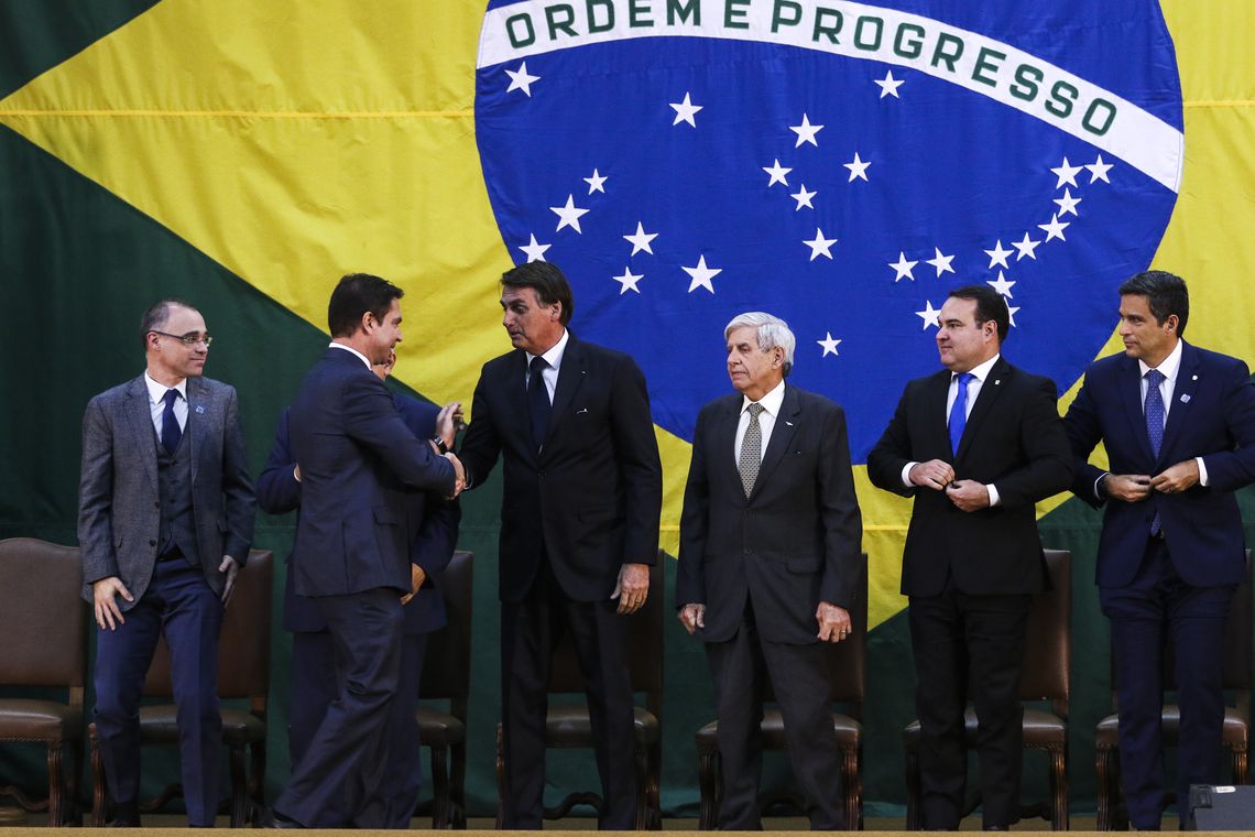 Valter Campanato/Agência Brasil O presidente Jair Bolsonaro participa da solenidade de posse do diretor-geral da Agência Brasileira de Inteligência (Abin), Alexandre Ramagem
