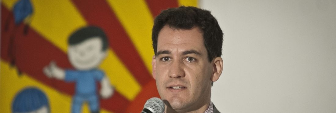 Ariel de Castro Alves Para o advogado Ariel de Castro Alves, decisão de reduzir maioridade penal reconheceria falta de preparo do país para garantir oportunidades e atendimento adequado à juventude