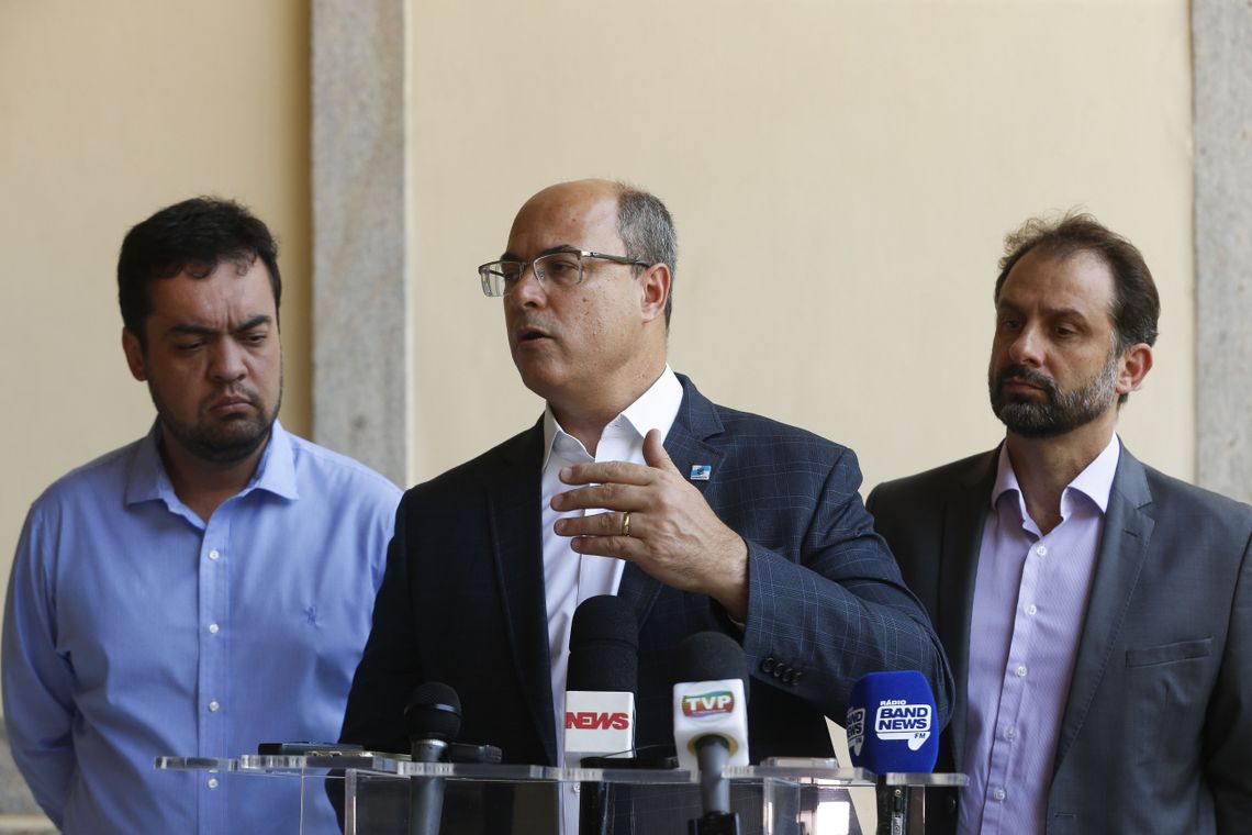 Tomaz Silva/Agência Brasil O governador do Rio de Janeiro, Wilson Witzel fala à imprensa após reunião com secretariado no Palácio Guanabara, em Laranjeiras, zona sul da capital fluminense.