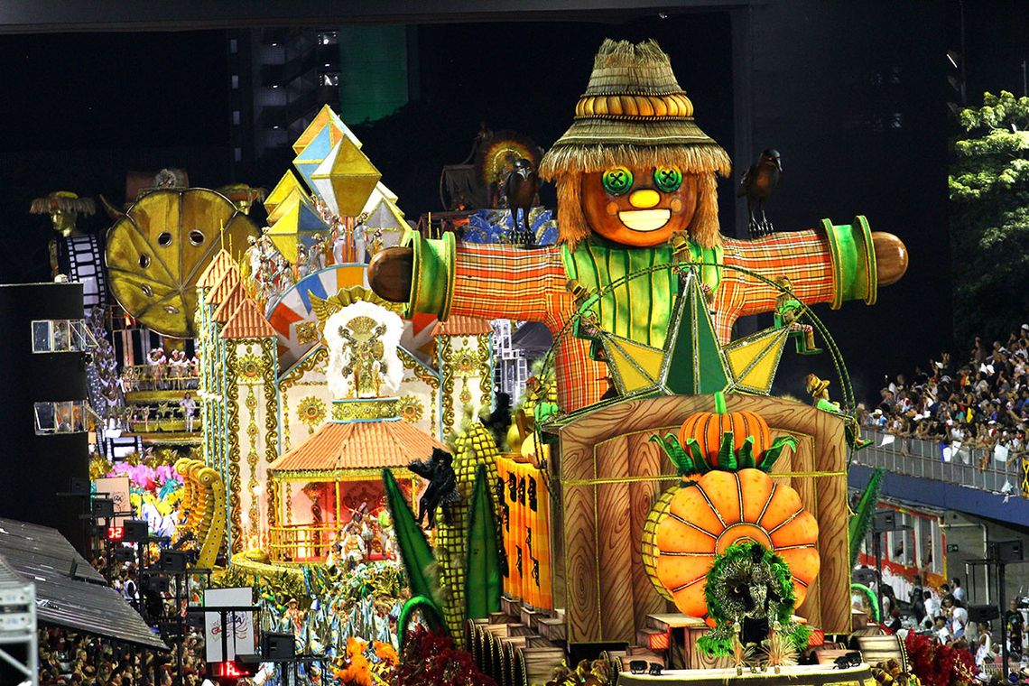 Divulgação/LigaS São Paulo – Dragões da Real no segundo dia de desfile das escolas de samba paulistanas do Grupo Especial (Divulgação/LigaSP)