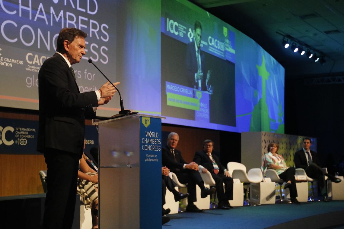 Tânia Rêgo/Agência Brasil O prefeito do Rio de Janeiro, Marcelo Crivella, participa da abertura do 11º Congresso Mundial de Câmaras, no Windsor Convention Center, na Barra da Tijuca, Rio de Janeiro.