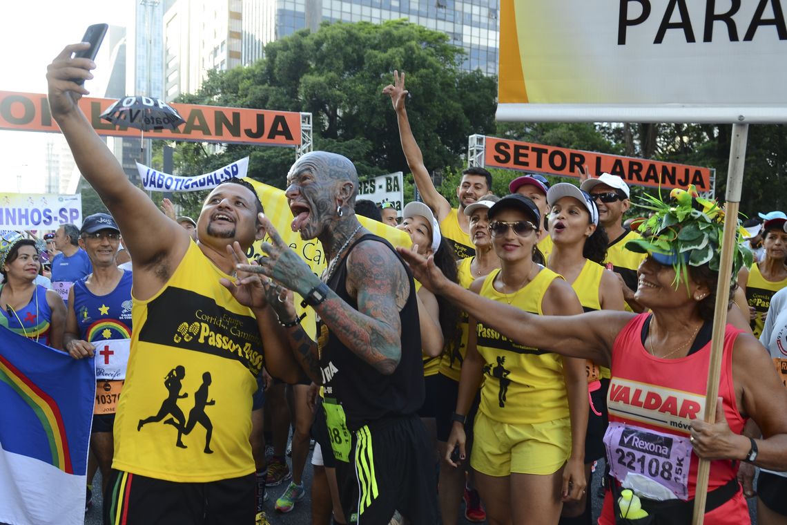 Rovena Rosa/Agência Brasil São Paulo - 92ª Corrida Internacional de São Silvestre, na Avenida Paulista, região central.(Rovena Rosa/Agência Brasil)