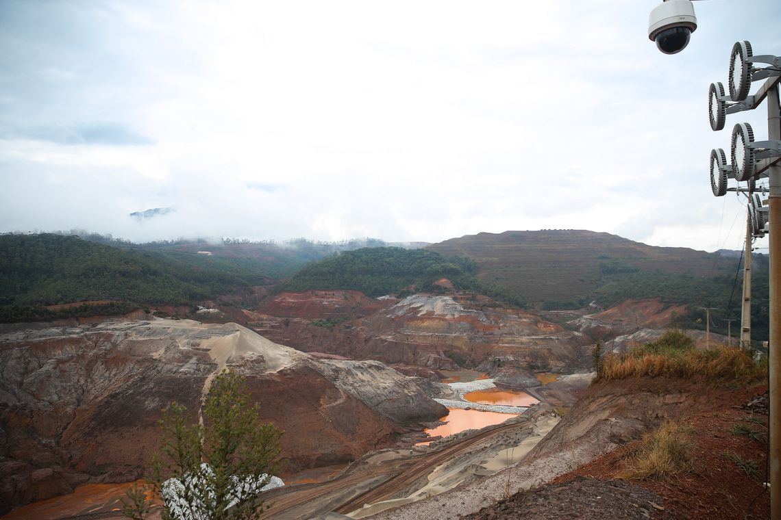 José Cruz/Agência Brasil Mariana (MG) - Barragem de Fundão, operada pela mineradora Samarco, dois anos após a tragédia do rompimento da estrutura de contenção de rejeitos (José Cruz/Agência Brasil)