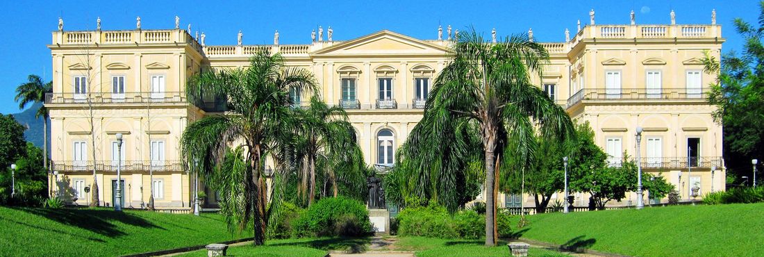 Museu Nacional comemora 196 anos com programação especial gratuita Os 196 anos de criação do Museu Nacional, no Rio de Janeiro, o maior nas áreas de história natural e antropologia da América do Sul, estão sendo comemorados até domingo (24) com vasta programação gratuita.
