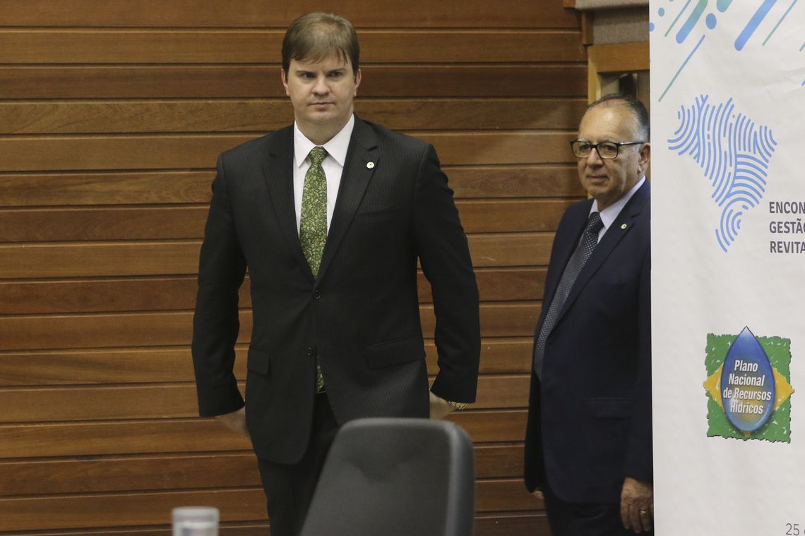 Valter Campanato/Agência Brasil O ministro do Desenvolvimento Regional, Gustavo Canuto, durante abertura do Encontro Nacional de Gestão de Recursos Hídricos e Revitalização de Bacias Hidrográficas, em Brasília.