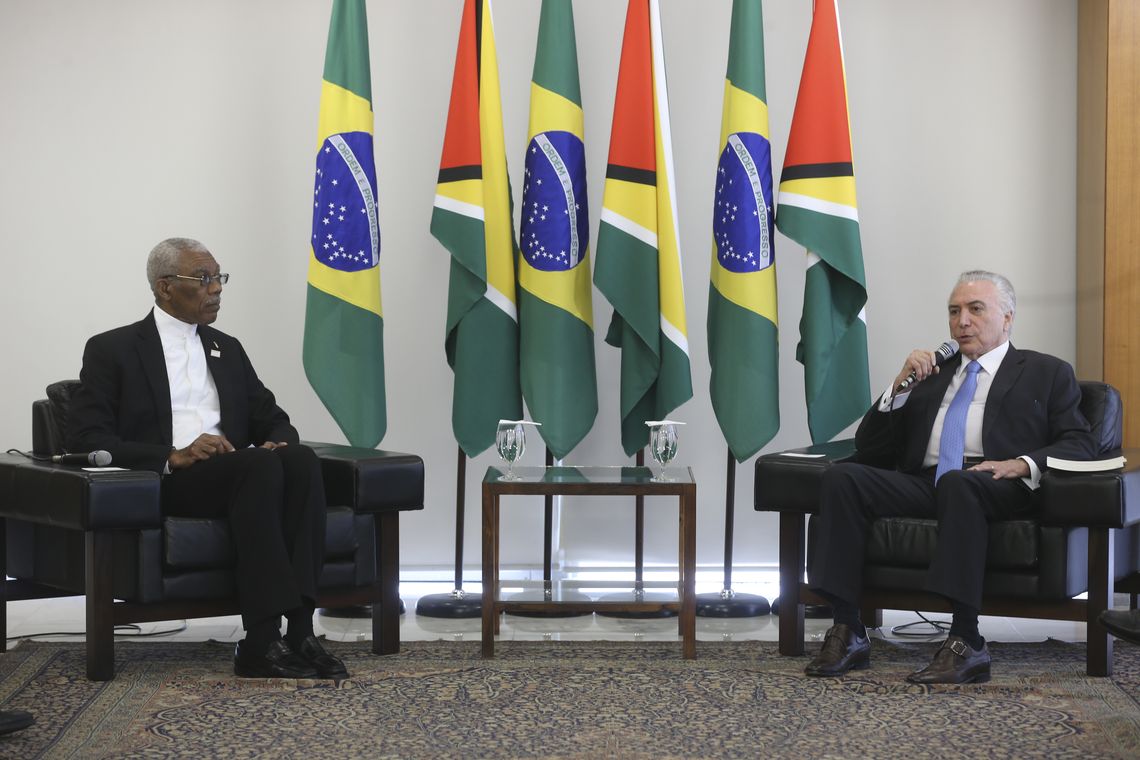 BrasÃlia - O presidente Michel Temer recebe o presidente da Guiana, David Arthur Granger, em cerimônia oficial no Palácio do Planalto (Antonio Cruz/Agência Brasil)