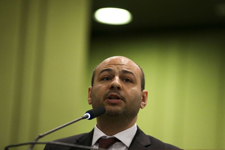 Heymi Bahar, analista de mercados de energias renováveis da Agência Internacional de Energia (AIE), durante lançamento da edição 2018 do Relatório sobre o Mercado de Energias Renováveis, no Palácio do Itamaraty. 