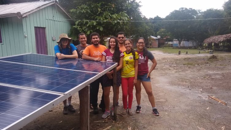 A Universidade Federal do Amazonas (Ufam) levou energia elétrica, por meio de energia solar fotovoltaica, para casas da comunidade indígena Nova Esperança