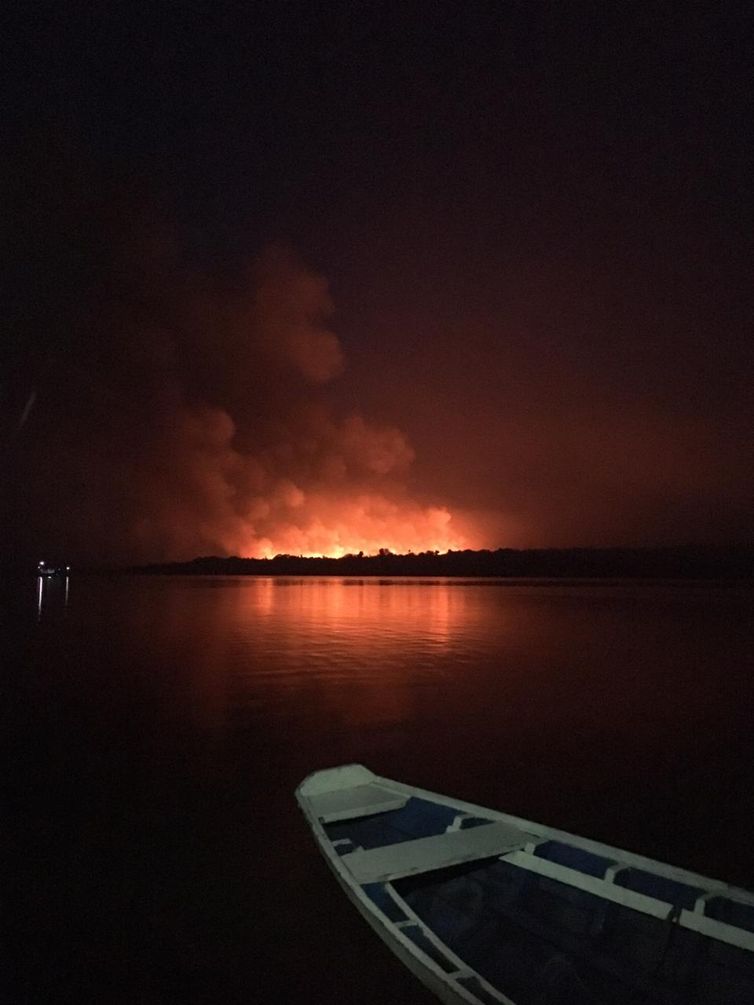 Incêndio em Alter do Chão