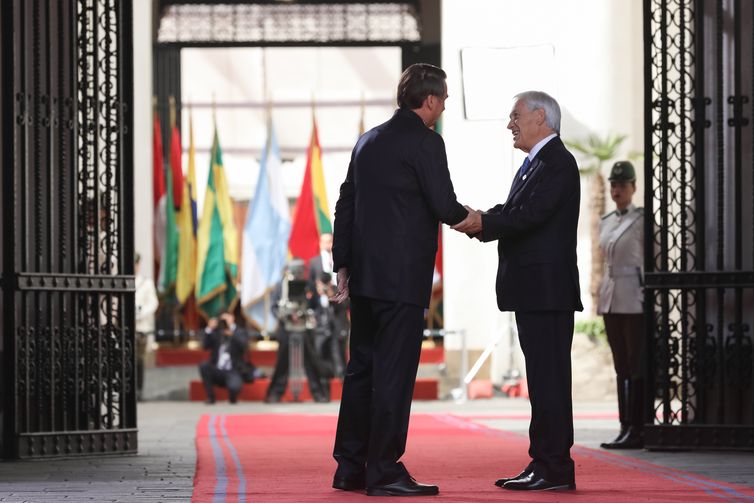 O presidente do Brasil, Jair Bolsonaro, durante a CÃºpula Presidencial de IntegraÃ§Ã£o Sul-Americana, em Santiago, no Chile. 