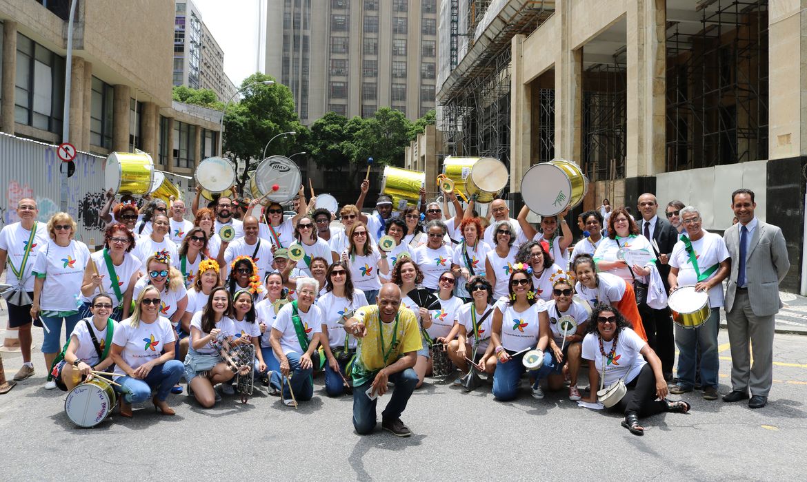 ato de combate ao trabalho infantil e pelo trabalho seguro no carnaval